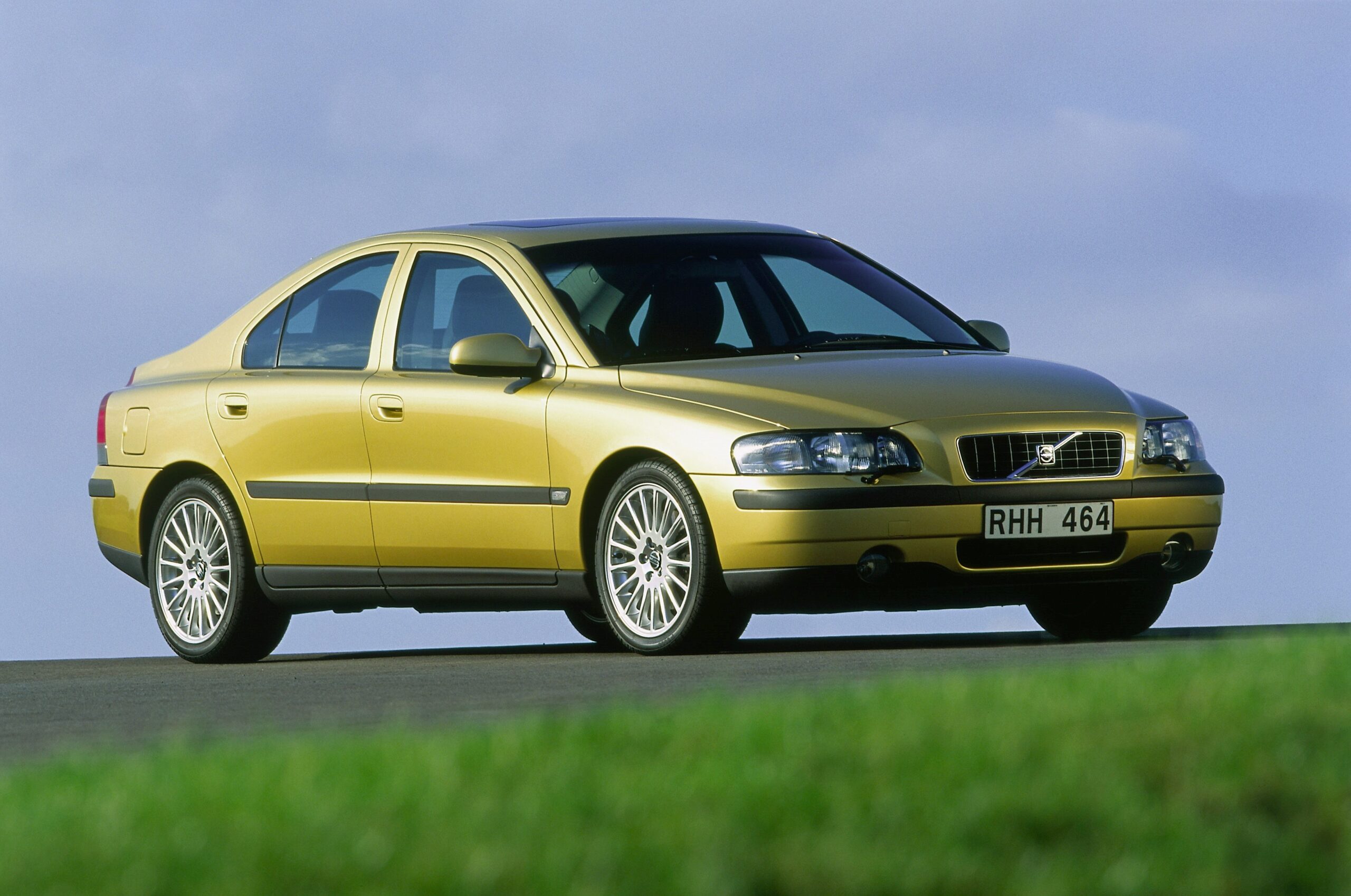 Volvo s60 2.5. Volvo s60 2000. Volvo s60 2. Вольво s60 1 поколения. Вольво s60 2 поколение.