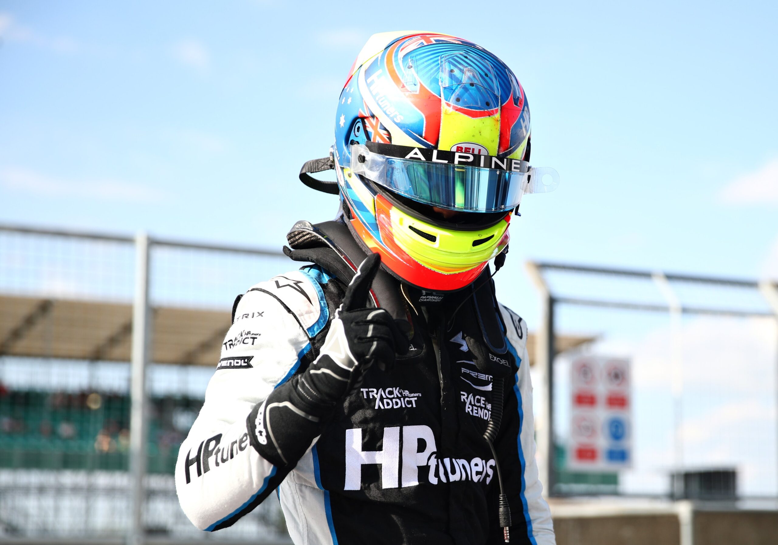 Oscar Piastri triumfuje w kwalifikacjach Formuły 2 na Silverstone