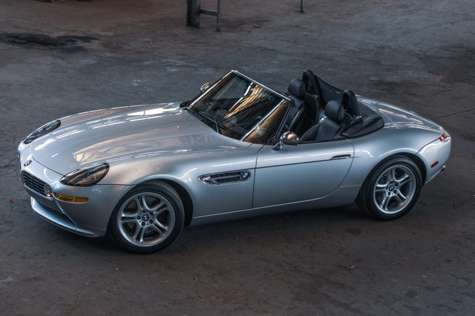 BMW Z8 z wyjątkowo małym przebiegiem osiąga zawrotną cenę