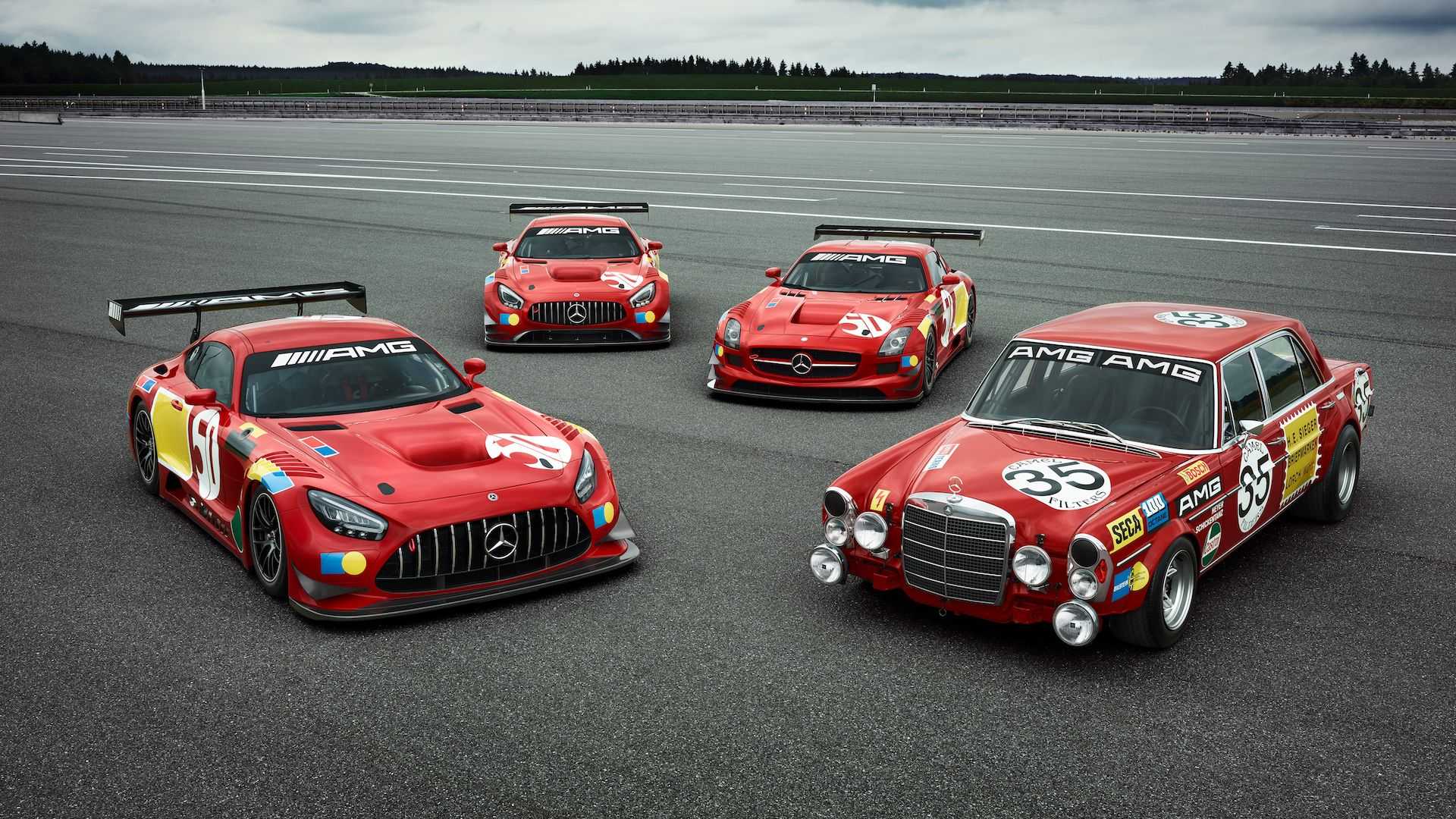 AMG pokazuje trzy wyścigówki dla uhonorowania ich pierwszego auta