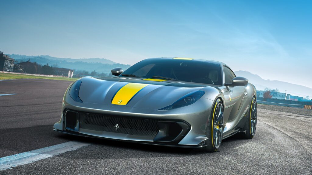 Elon Musk i prezes Stellantis pewni, że Ferrari nie może być autonomiczne