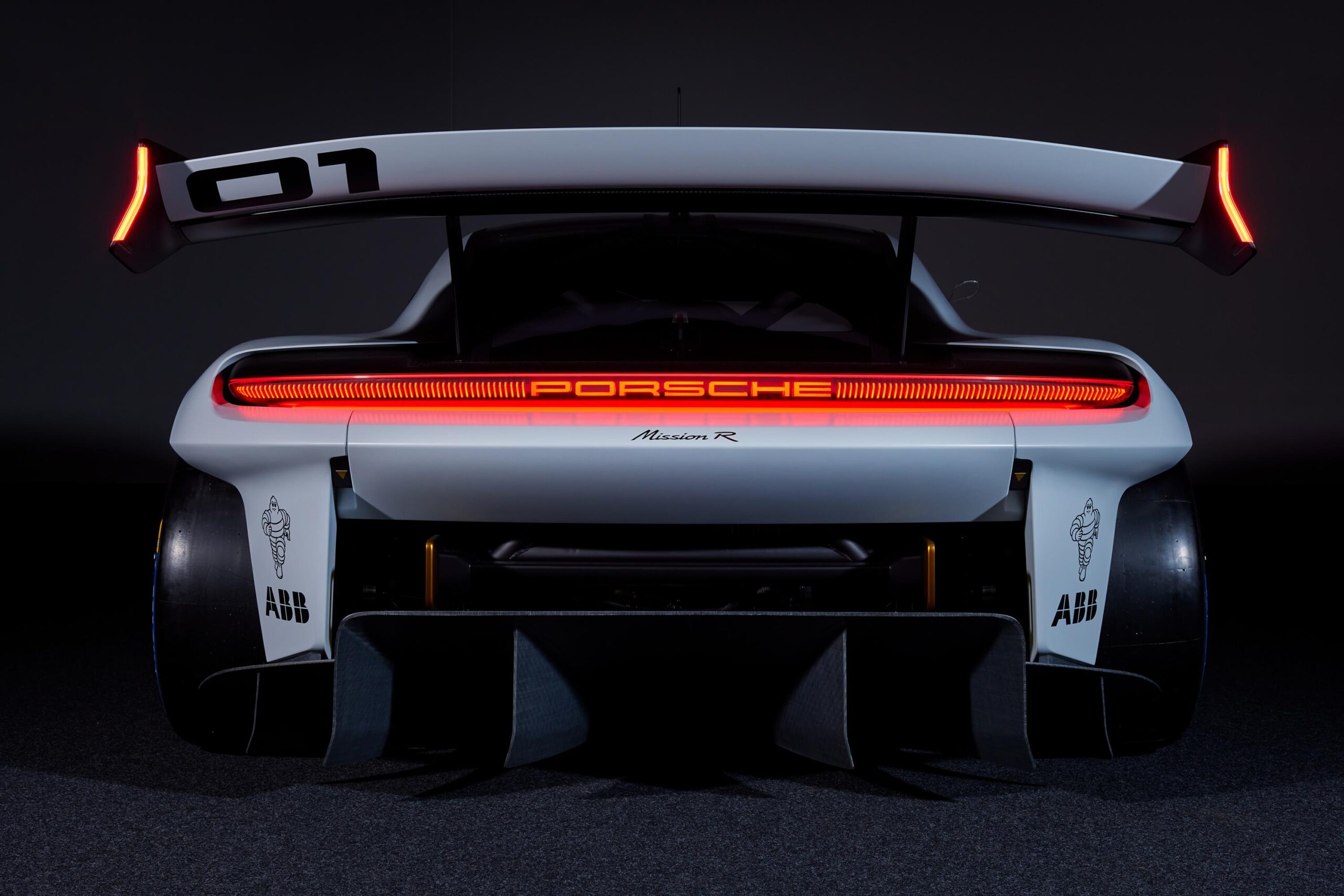 Porsche 718 Cayman i Boxster w 2025 staną się elektrycznymi modelami