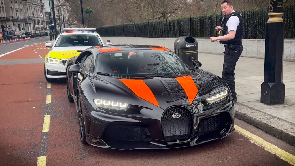 Bugatti Chiron Super Sport 300+ zatrzymany przez policję za brak tablicy