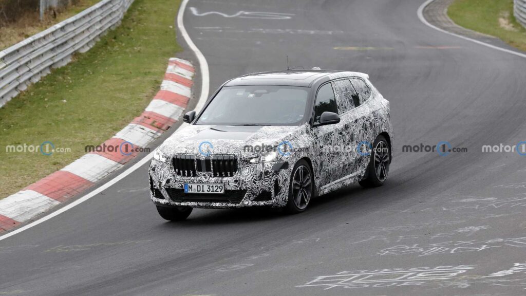 Nowe BMW X1 zauważone podczas testów na Nurburgringu