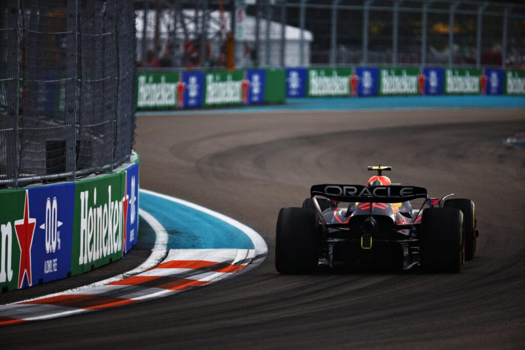 Red Bull: Sergio Perez był bliski odpadnięcia z Grand Prix Miami