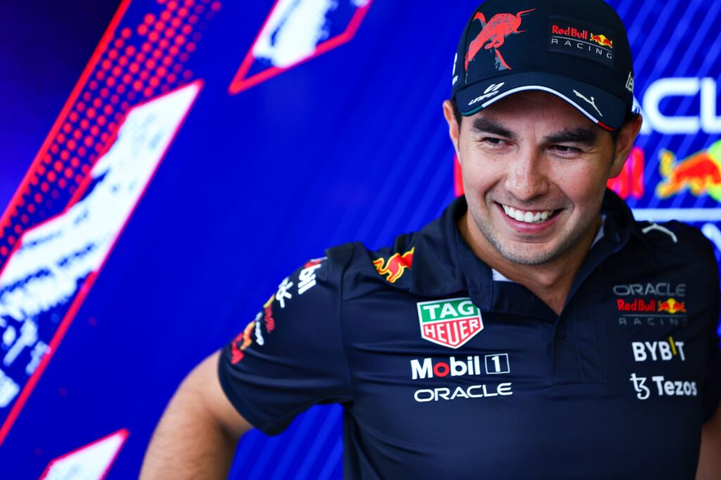 GP Azerbejdżanu: Sergio Perez i Charles Leclerc najszybsi w piątek