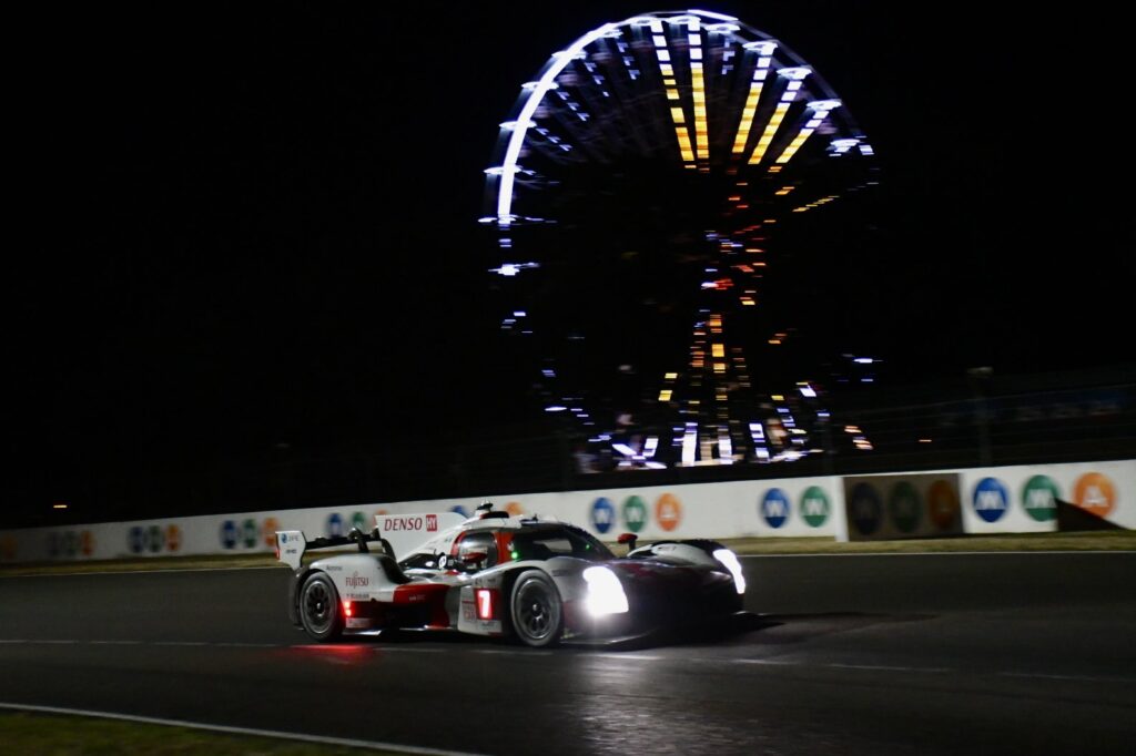 Toyota #7 wróciła na prowadzenie – relacja 24h Le Mans (4:00-7:00)