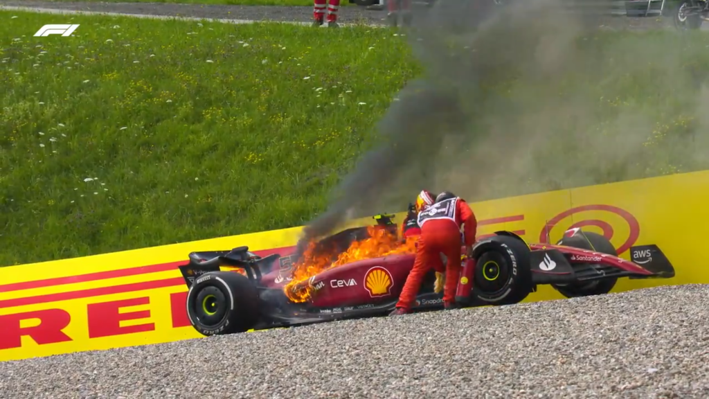 Pożar bolidu Carlosa Sainza podczas GP Austrii