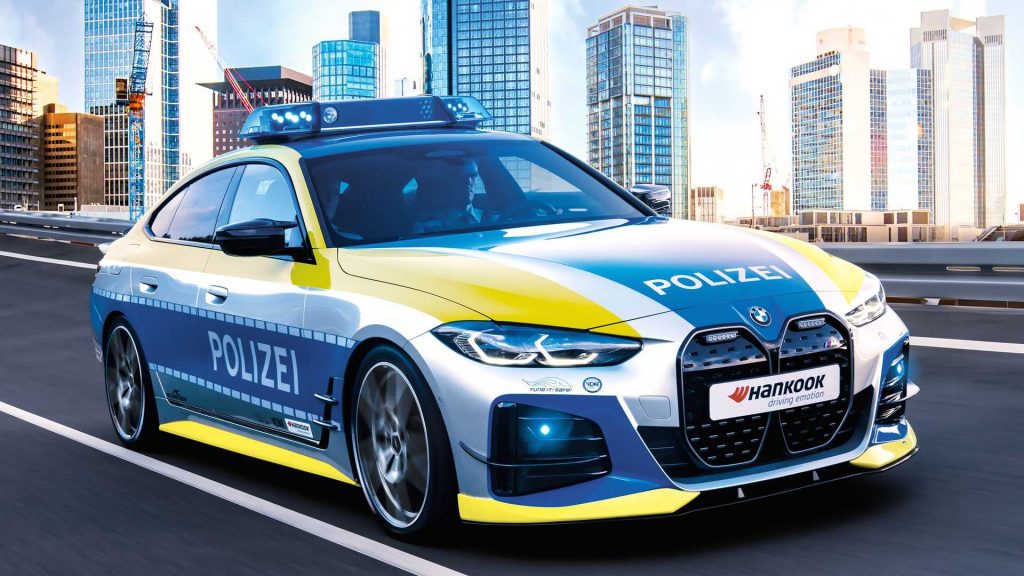 Policyjne BMW i4 od AC Schnitzer – bezpieczny i legalny tuning