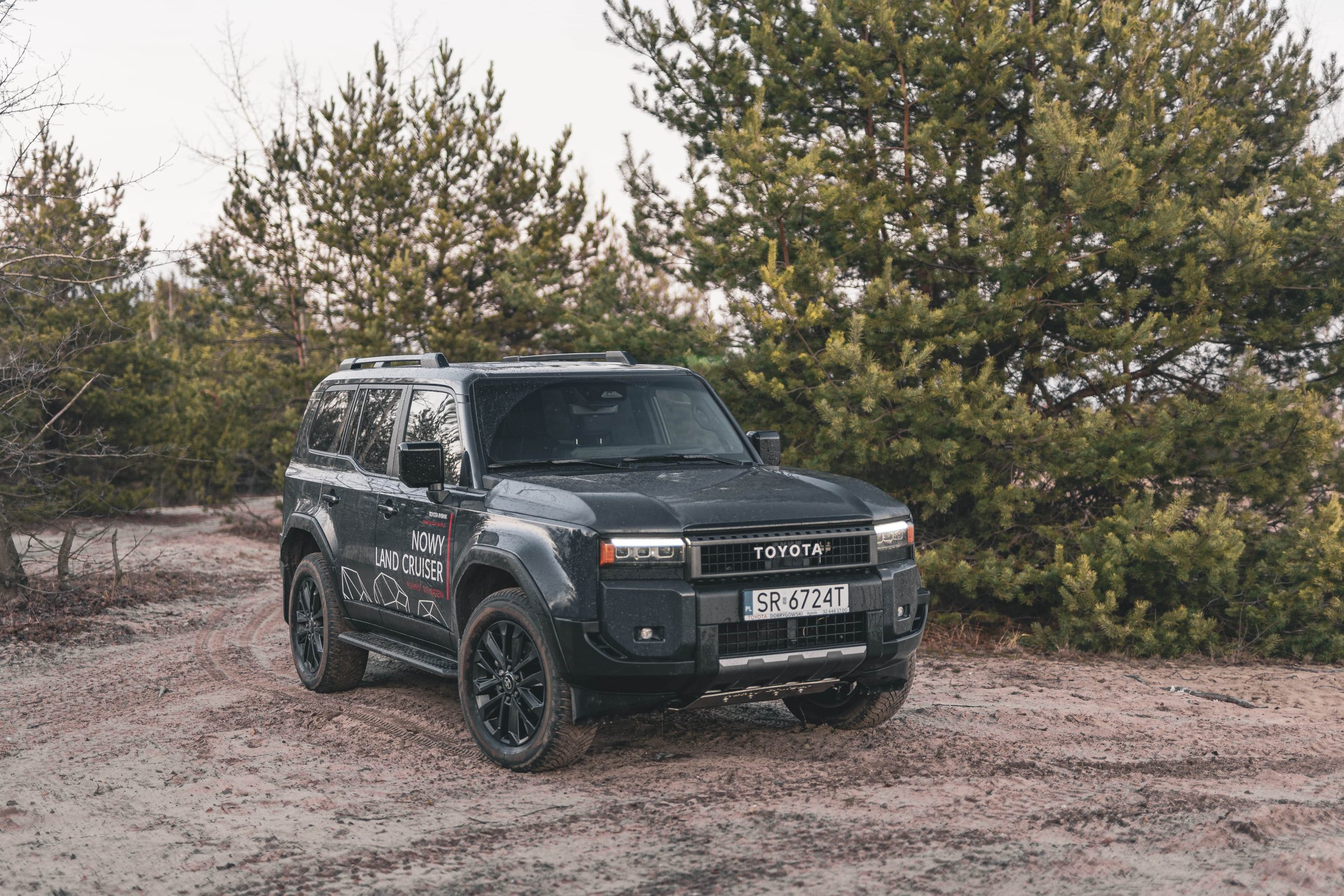 TEST Toyota Land Cruiser 2024 Terenowa Legenda Wr ci a Wok test-toyota-land-cruiser-2024-terenowa-legenda-wr-ci-a-wok