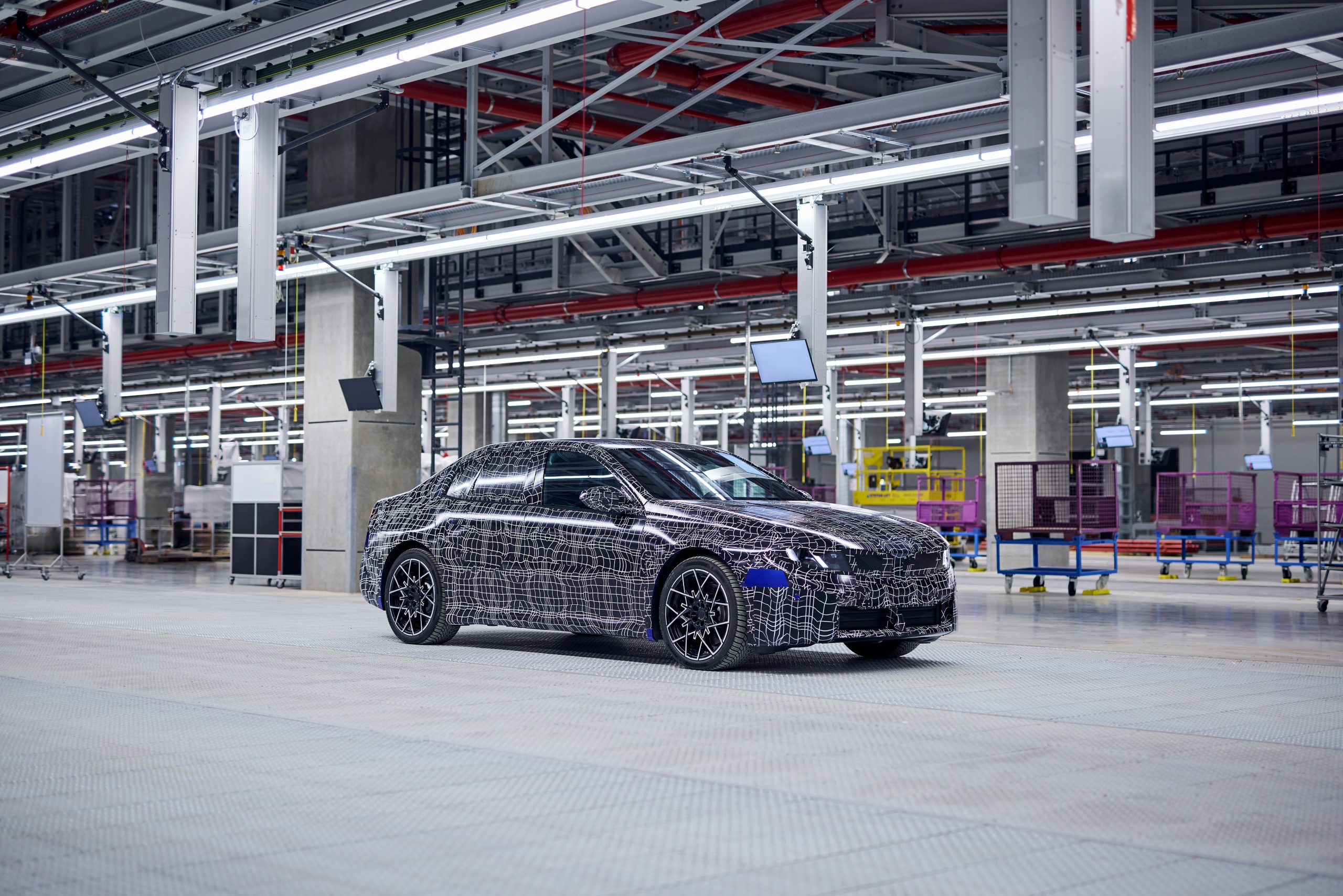 Nowe BMW i3 – fabrykę opuszczają już egzemplarze przedseryjne