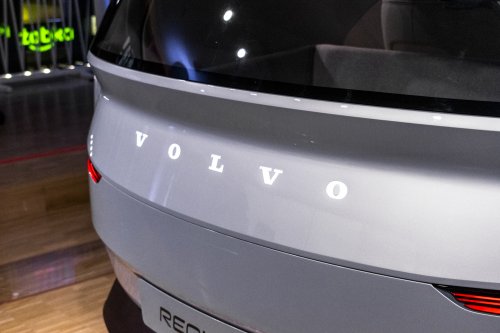 Volvo Concept Recharge-25
